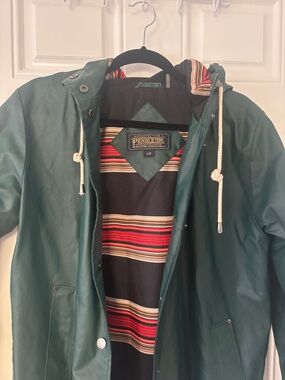 Pendleton Women’s Dark Green Hooded Raincoat with Striped Lining